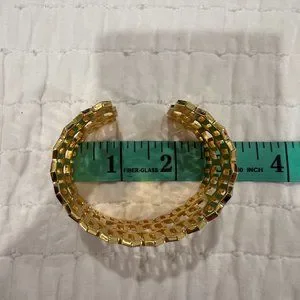 Gorjana Layla Cuff Braceletゴールド/used Gorjana | Jewelry | Gorjana Layla Cuff Bracelet | Poshmark
